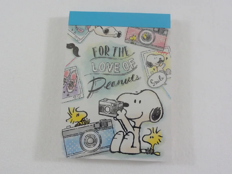 Cute Kawaii Snoopy For Love of Peanuts Notepad / Memo Pad - Stationery Design Writing Collection